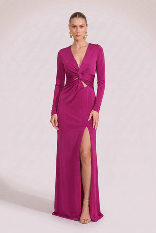 Dress Beatriz Fuscia - pose 3