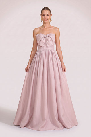 Dress Bari Light Rose - pose 2