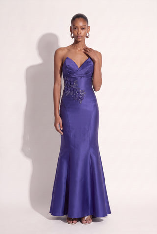 Dress Fleur De Minuit Royal - pose