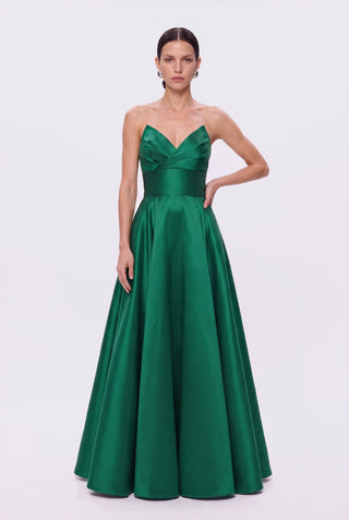 Dress Radiant Glow Esmeralda - pose