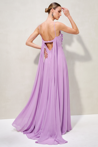 Vestido Fluido Cortes Retos