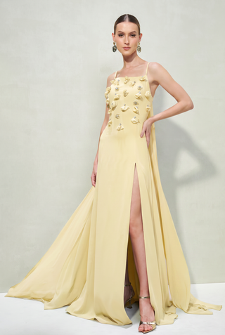 Vestido Fluido Cortes Retos