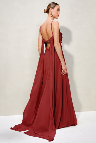 Vestido Fluido Cortes Retos