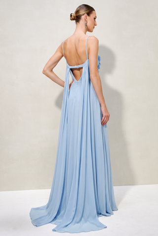 Vestido Fluido Cortes Retos