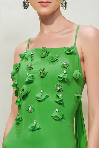 Vestido Fluido Cortes Retos