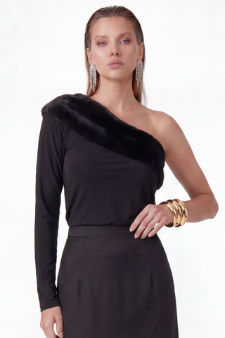 Blusa Um Ombro So C/ Pelo - Preto 411526PR01...
