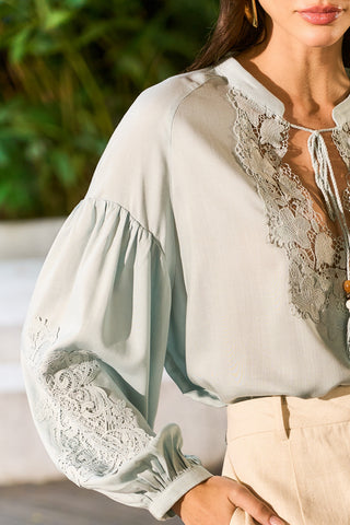 Blusa Detalhe Em Renda - Glacial
