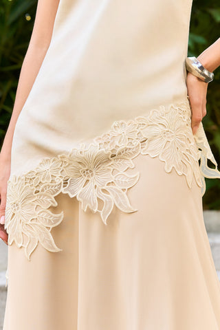Vestido em Linho Assimetrico